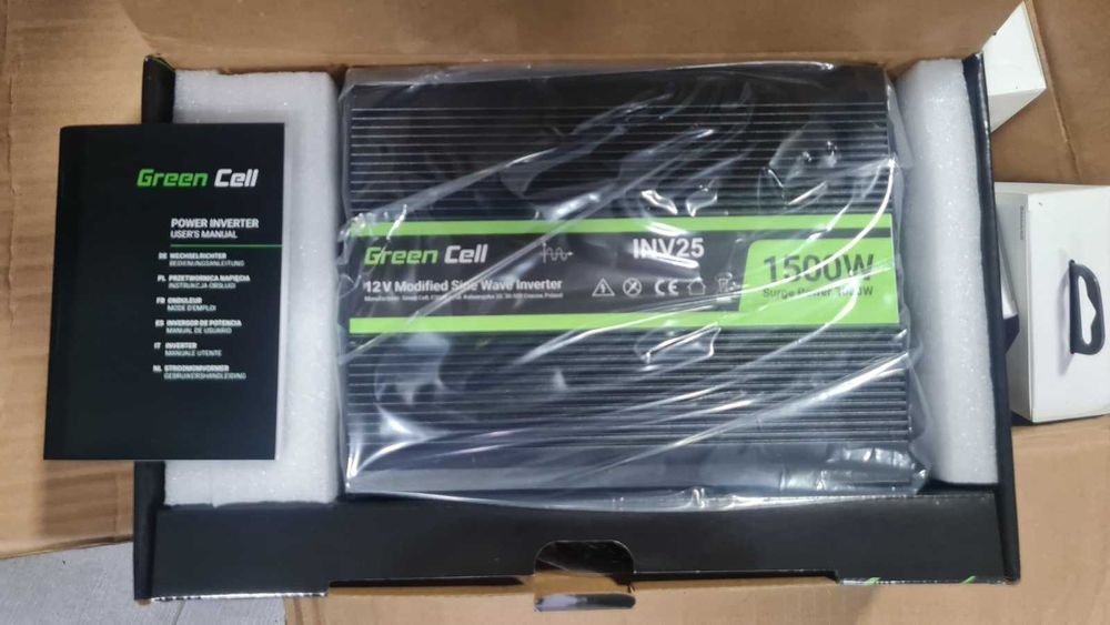 Преобразователь напряжения тока GC 12V 230V 3000W синусоида