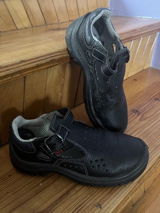 Buty robocze z blachą MTS r 38