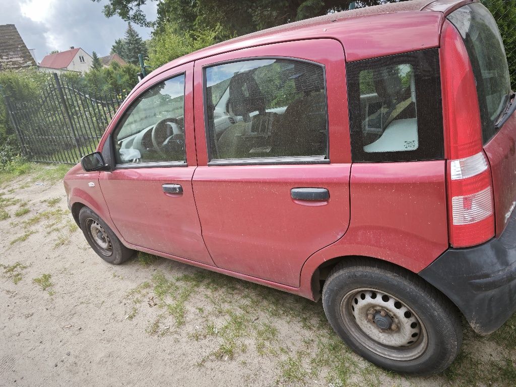 Fiat Panda II z 2004 roku