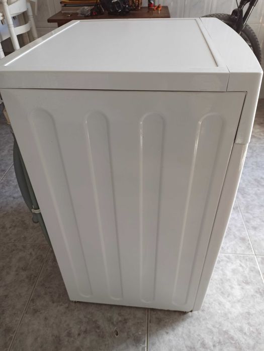 Máquina de lavar roupa DAEWOO