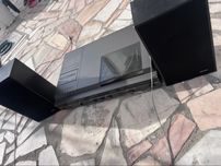 Leitor de Vinil Philips F1141 e radio antigo para peças