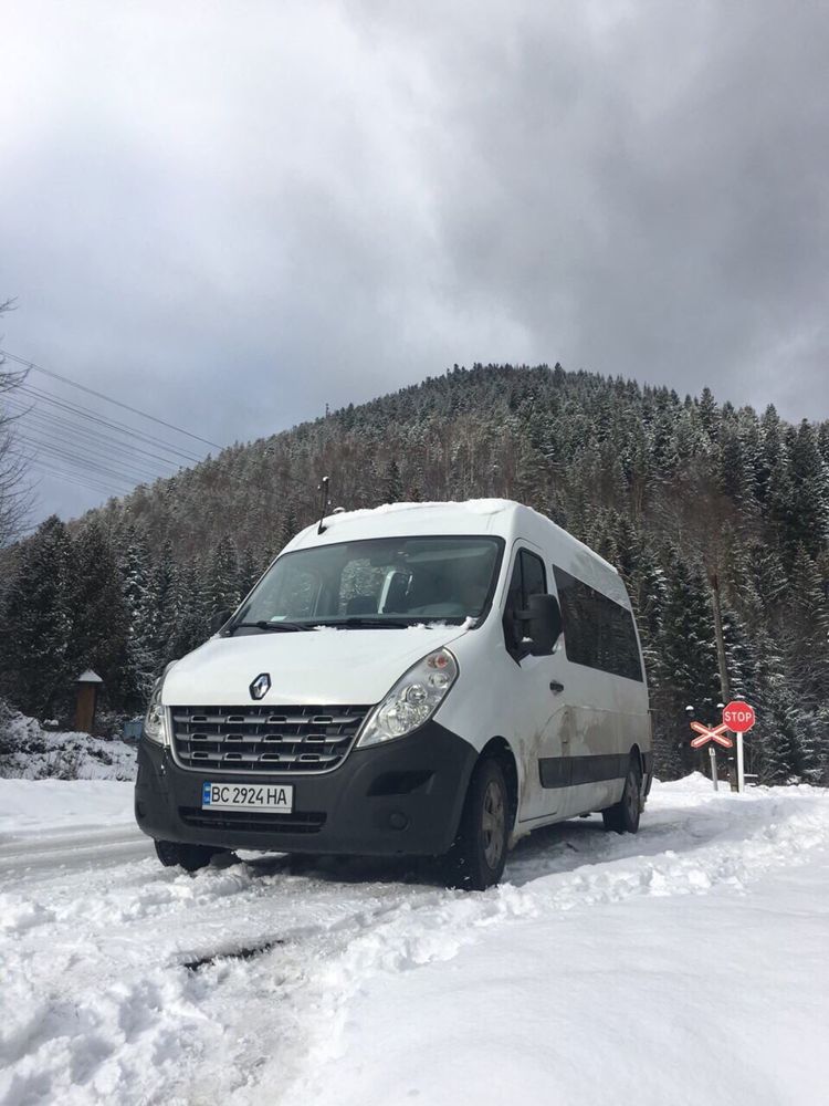 Пасажирські перевезення комфортабельним автомобілем Renault Master(8+1