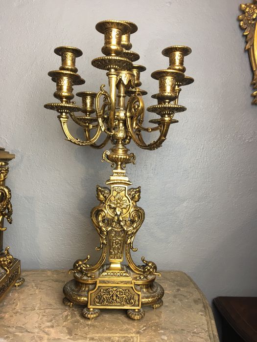 Relógio mesa corda e par de candelabros Napoleão III