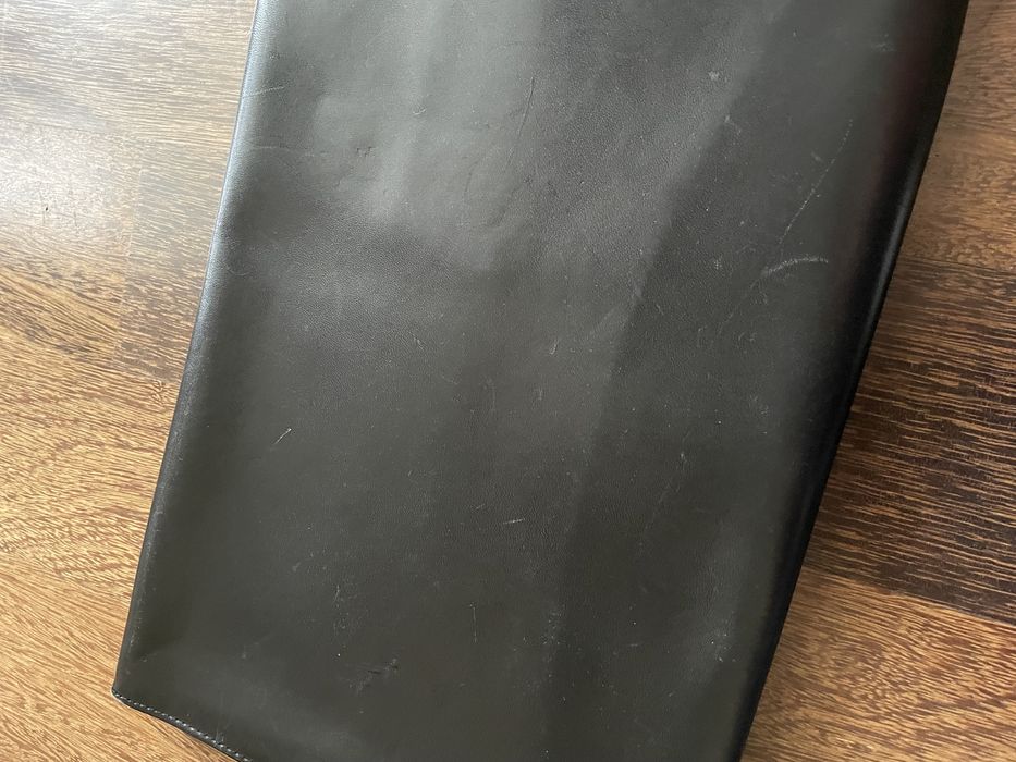 Pasta universitária de cabedal