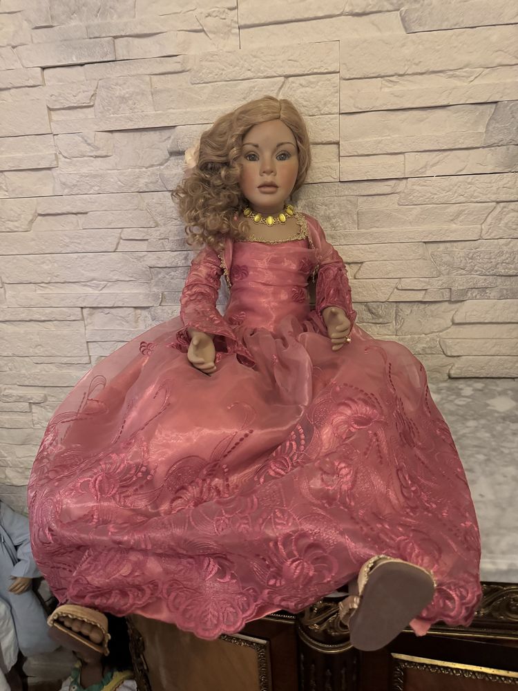 Lalka porcelanowa Ruby doll
