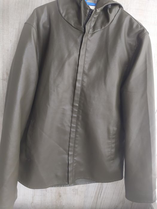 Куртка чоловіча, розмір М