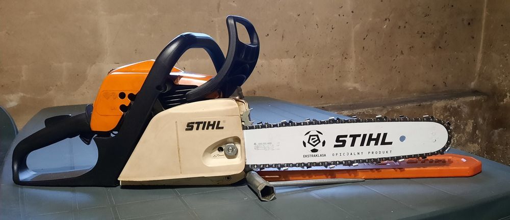 Pilarka spalinowa STIHL MS 211