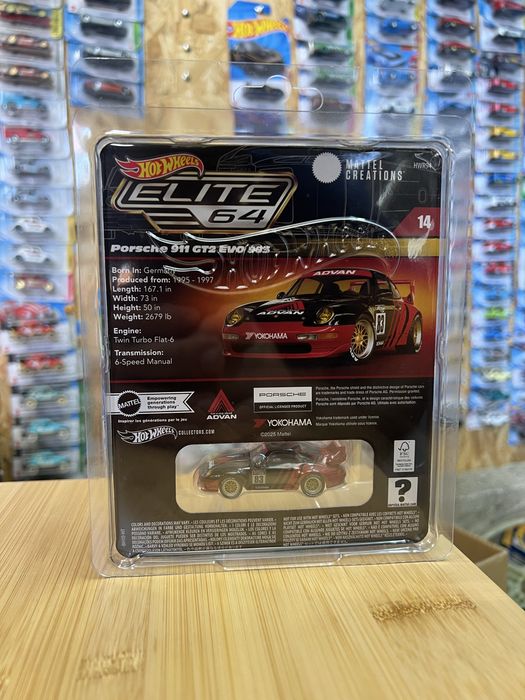 Hot Wheels Elite 64 Porsche 911 GT2 EVO 993