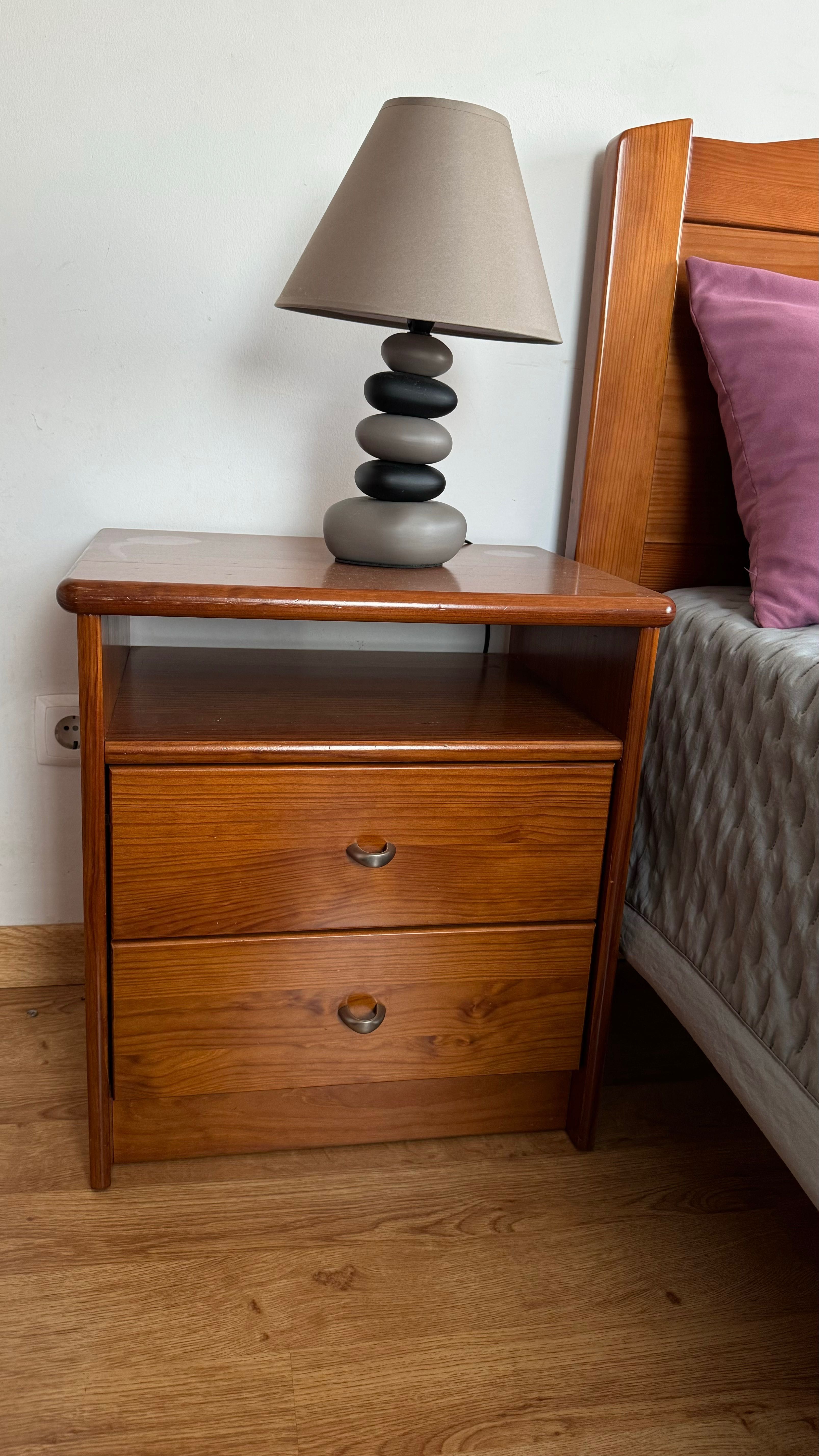 CONJUNTO Cama Solteiro + Mesa de Cabeceira