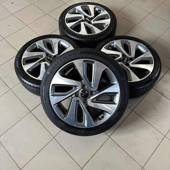 Диски титани r17 4/100 et43 резина 205/45 літо