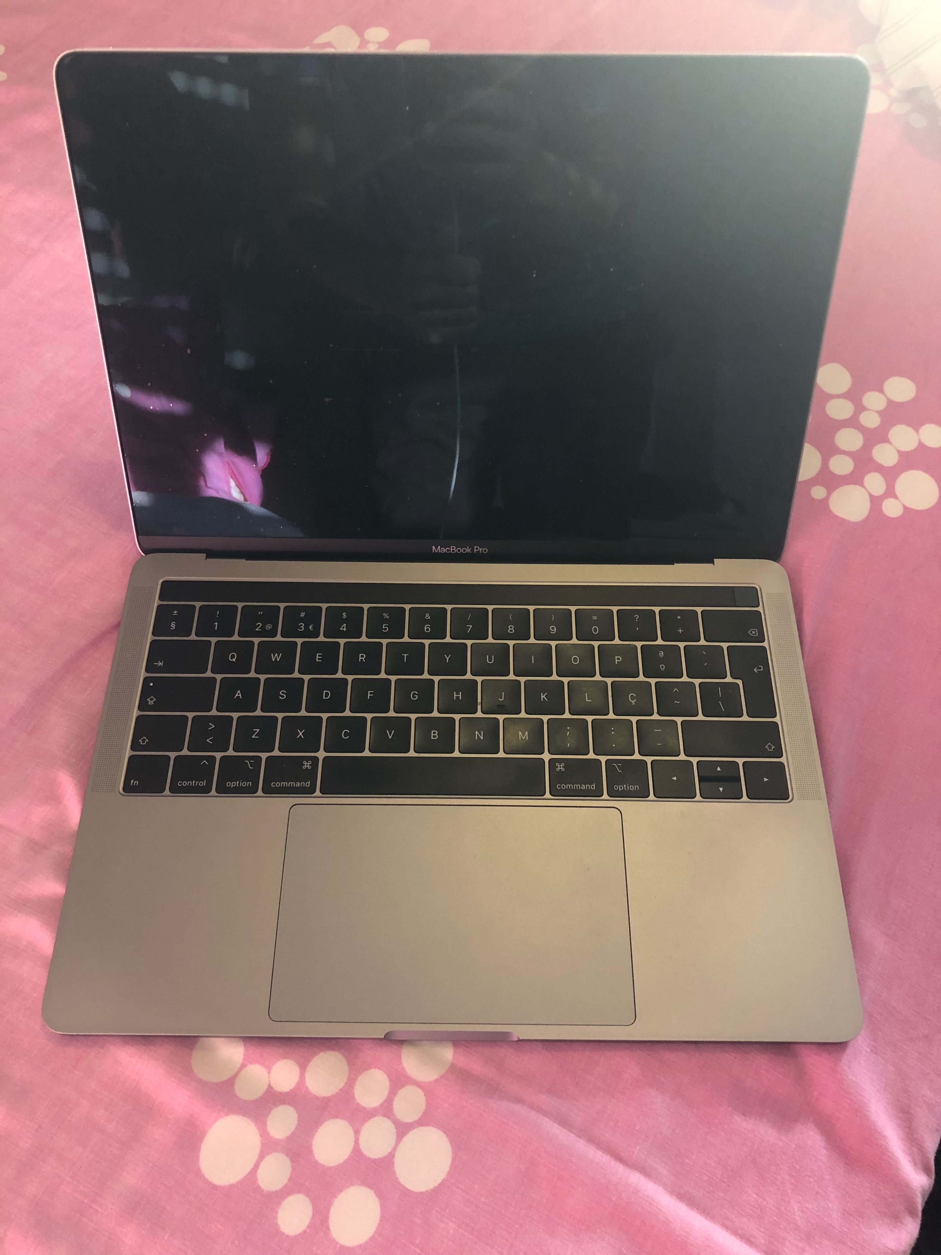 MacBook Pro 13 polegadas (touch bar)