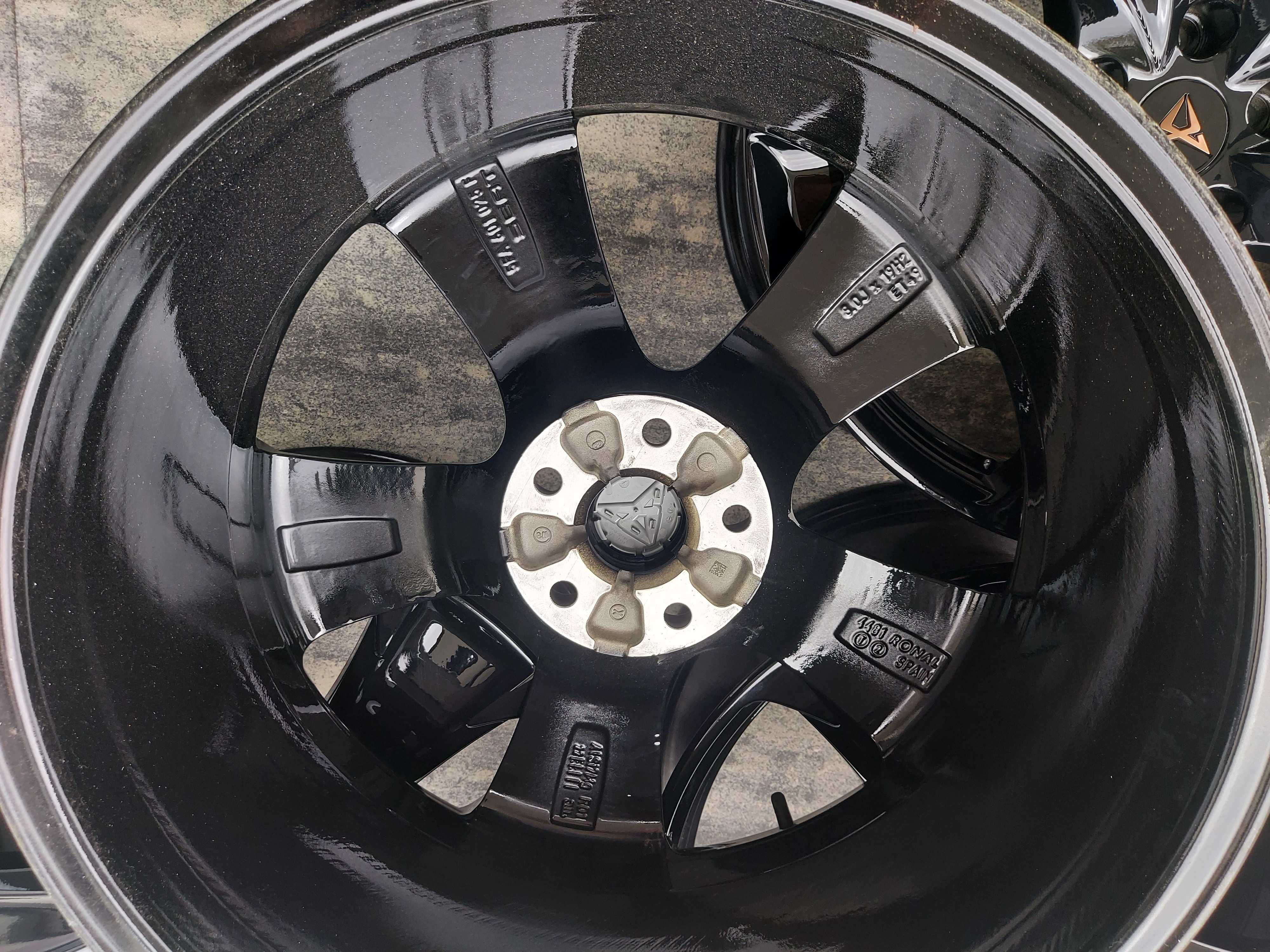 Felgi  oryginalne CUPRA LEON IV 5FA 8X19 ET 49