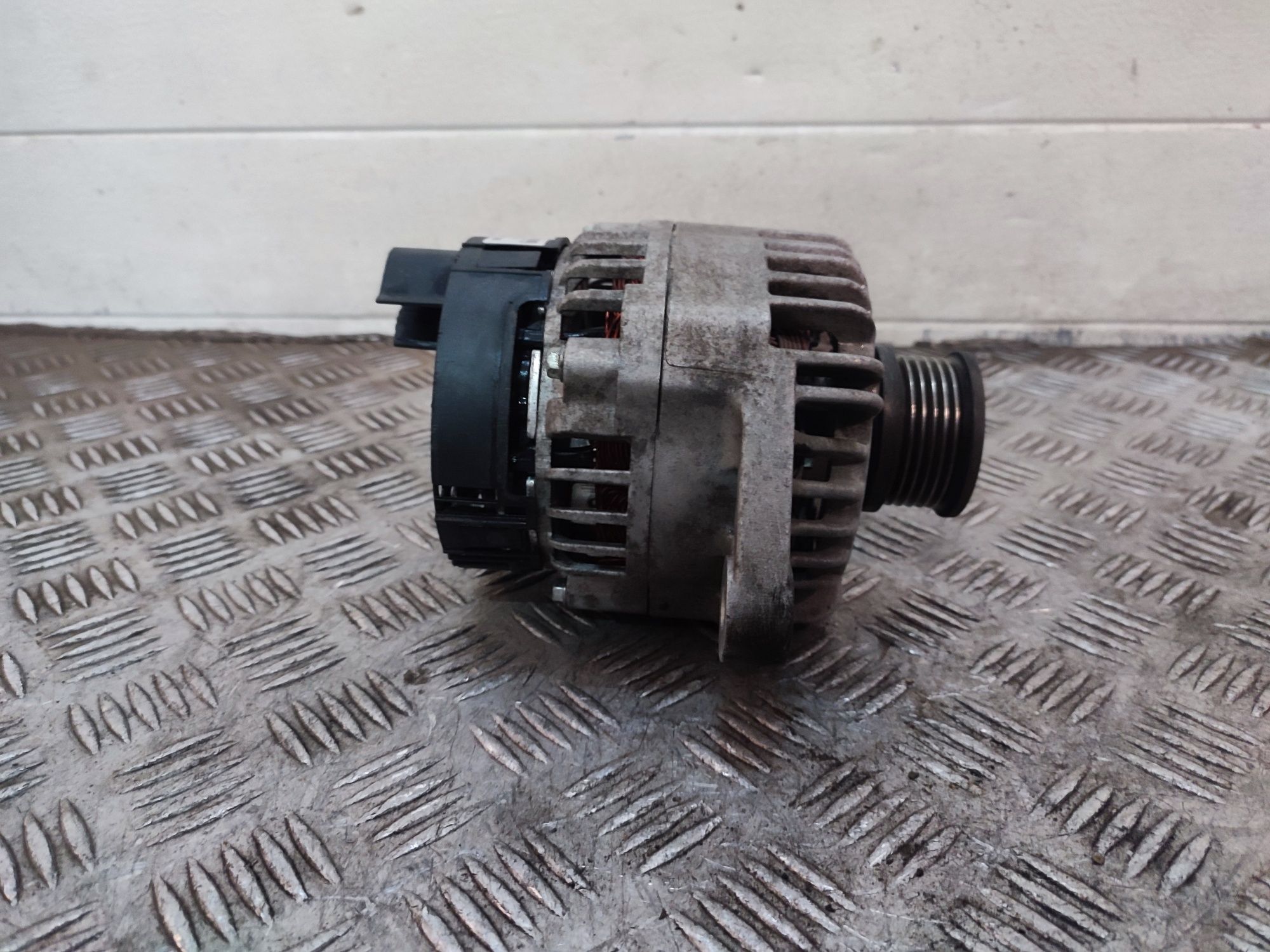 Fiat Grande Punto 1.9 JTD M-Jet alternator