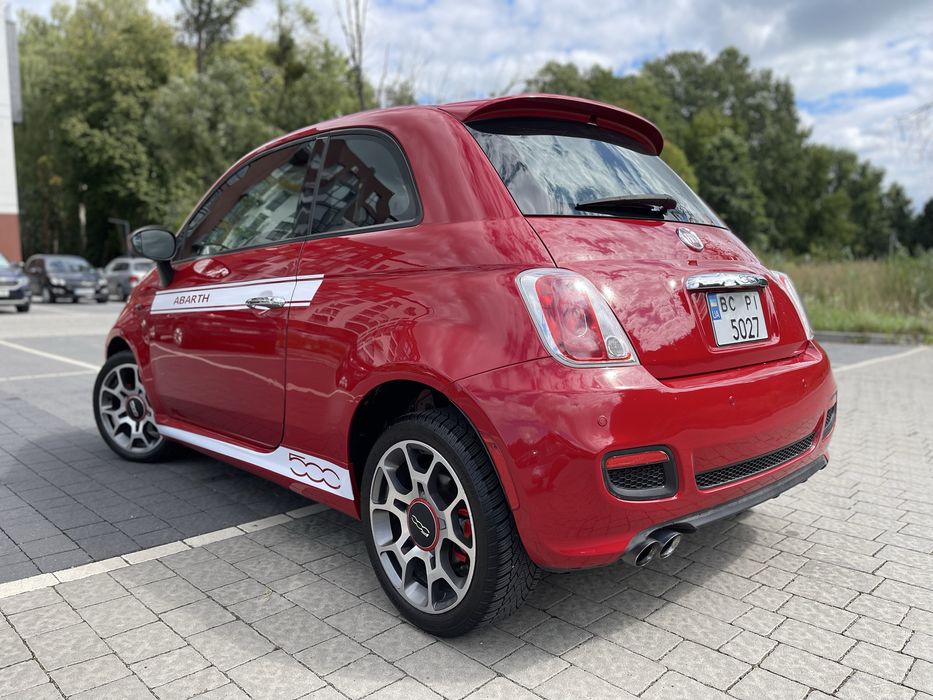 Fiat 500 рестайлінг комплектація спорт