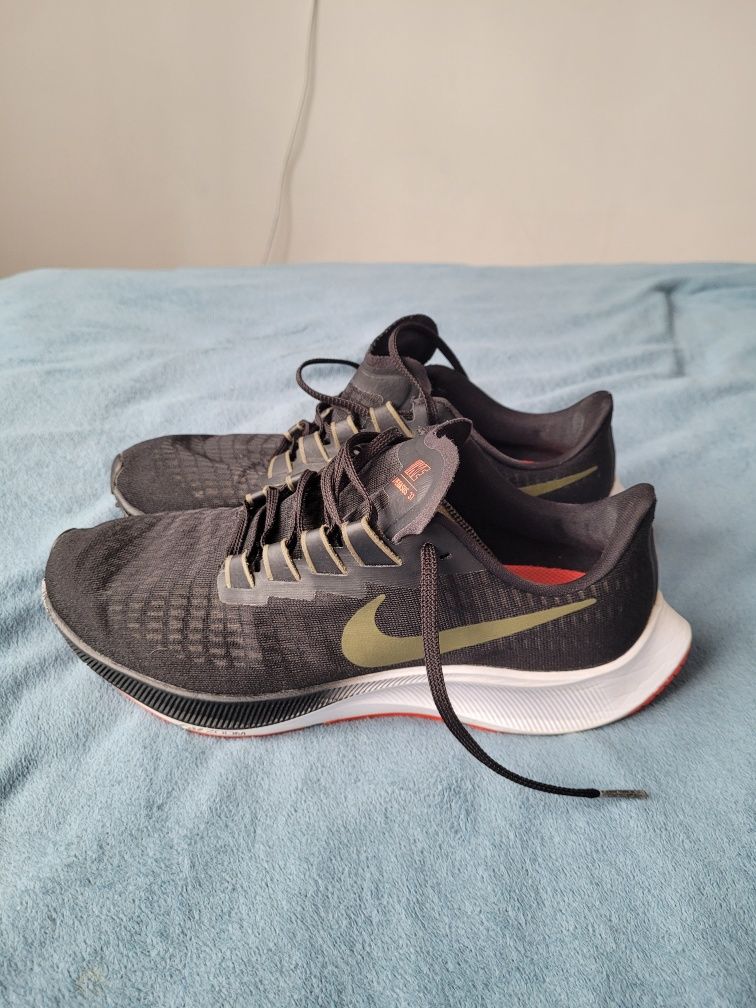 Sprzedam buty nike.