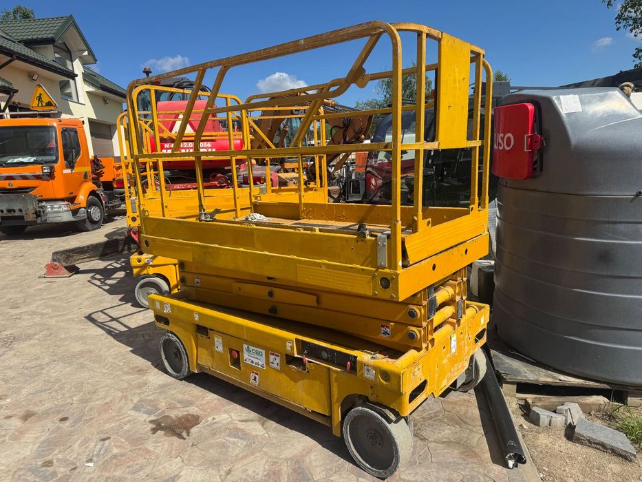 WYNAJEM podnośnik nożycowy 10m zwyżka Haulotte Compact 10