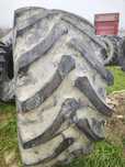 Opona rolnicza 800/65R32 i 30.5LR32 Firestone kombajn