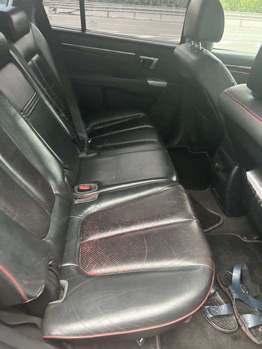 Продам Hyundai Санта-Фе 2008 год 2.2 дизель