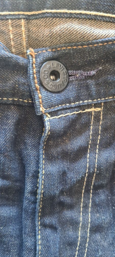 Calças levis homem