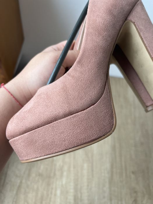 Szpilki Obcasy na slupku pudrowy róż