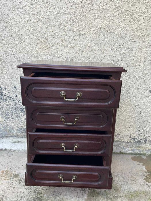 Cómoda em madeira - excelente estado