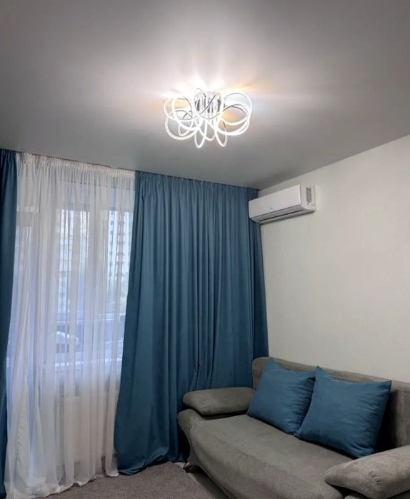 Продаж 1 км кварт ЖК Караваєві Дачі вул Польова 73 метро Шулявська КПІ