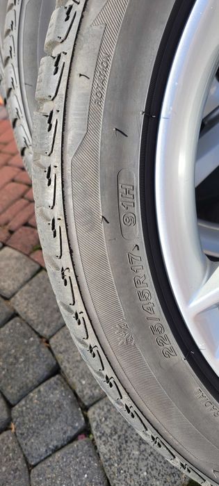 Fabryczne OE koła seat '17 z oponami zimowymi 225/45R17