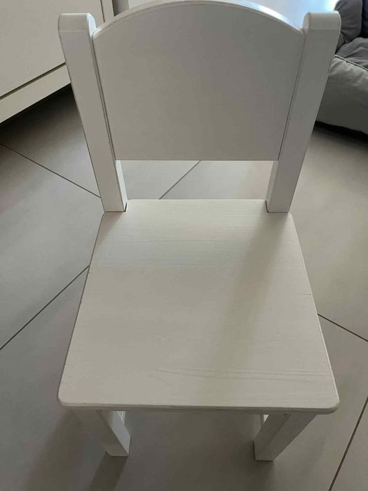 Stolik z krzesełkiem Ikea
