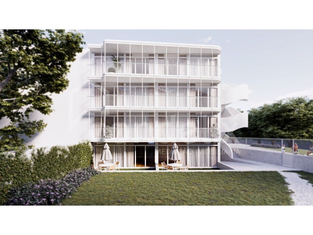 Apartamento T1+1 Dúplex em Construção - Próximo ao Hospital S. João