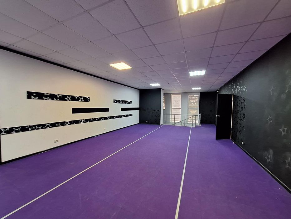 Приміщення в Хортицькому р-ні під дитячий центр, офіс, шоу-рум