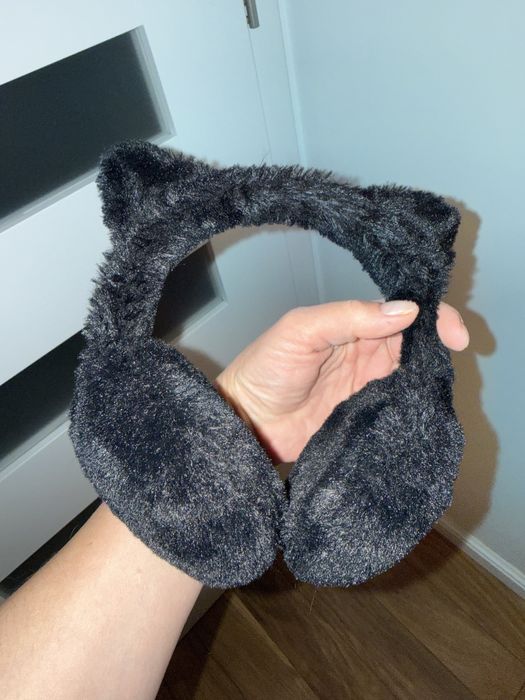 Czarne puszyste zimowe nauszniki kotki H&M