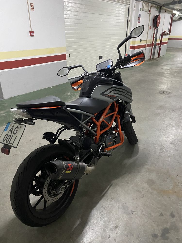 Ktm duke 125. 2022