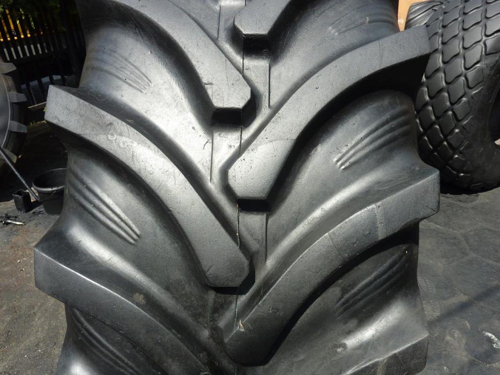 Opona używana rolnicza 600/65R38 OZKA AGRO10; 2000zł W3399