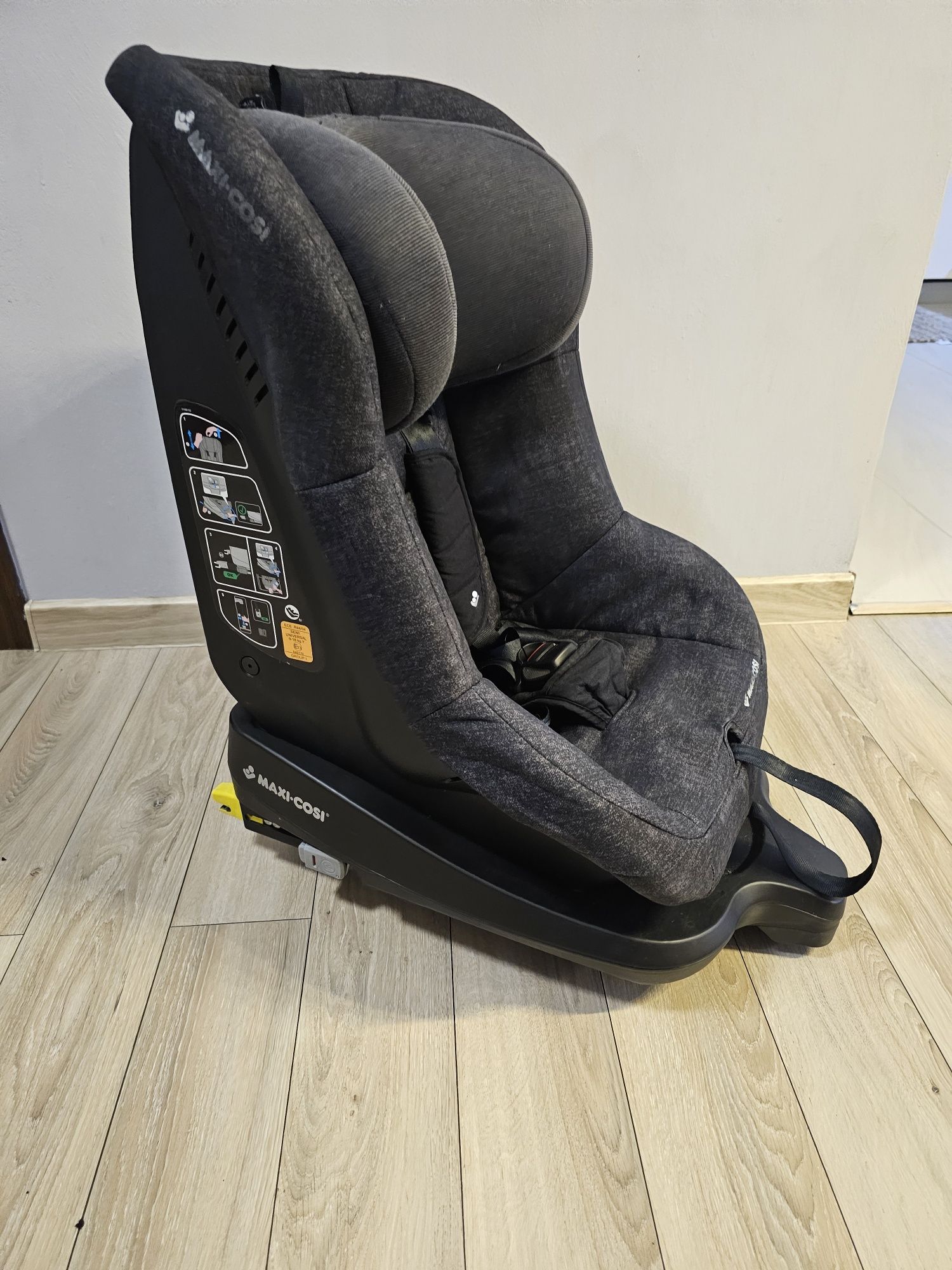 Fotelik Maxi Cosi tobi fix 9-18kg isofix