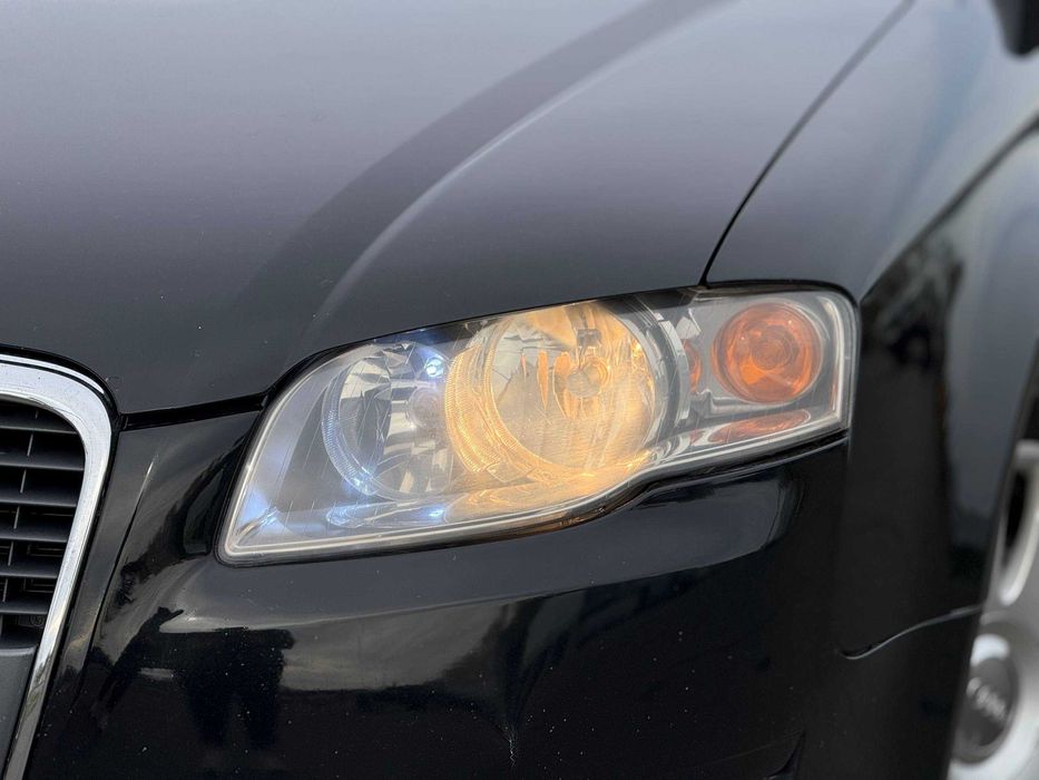 AvtoReal Audi A4 B7 2005