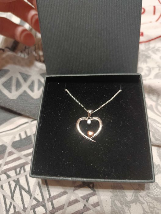 Кулон в форме сердца из желтого золота и серебра 10 карат