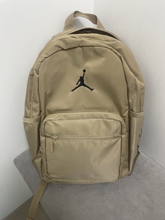 Рюкзак спортивный Nike Jordan Air MA0879-023 MA9033-J34