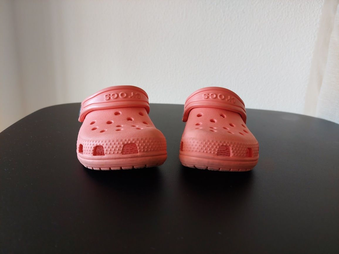 Crocs Rosa criança