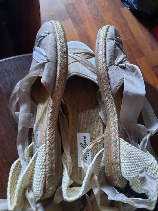 Еспадрильи-балетки с лентами