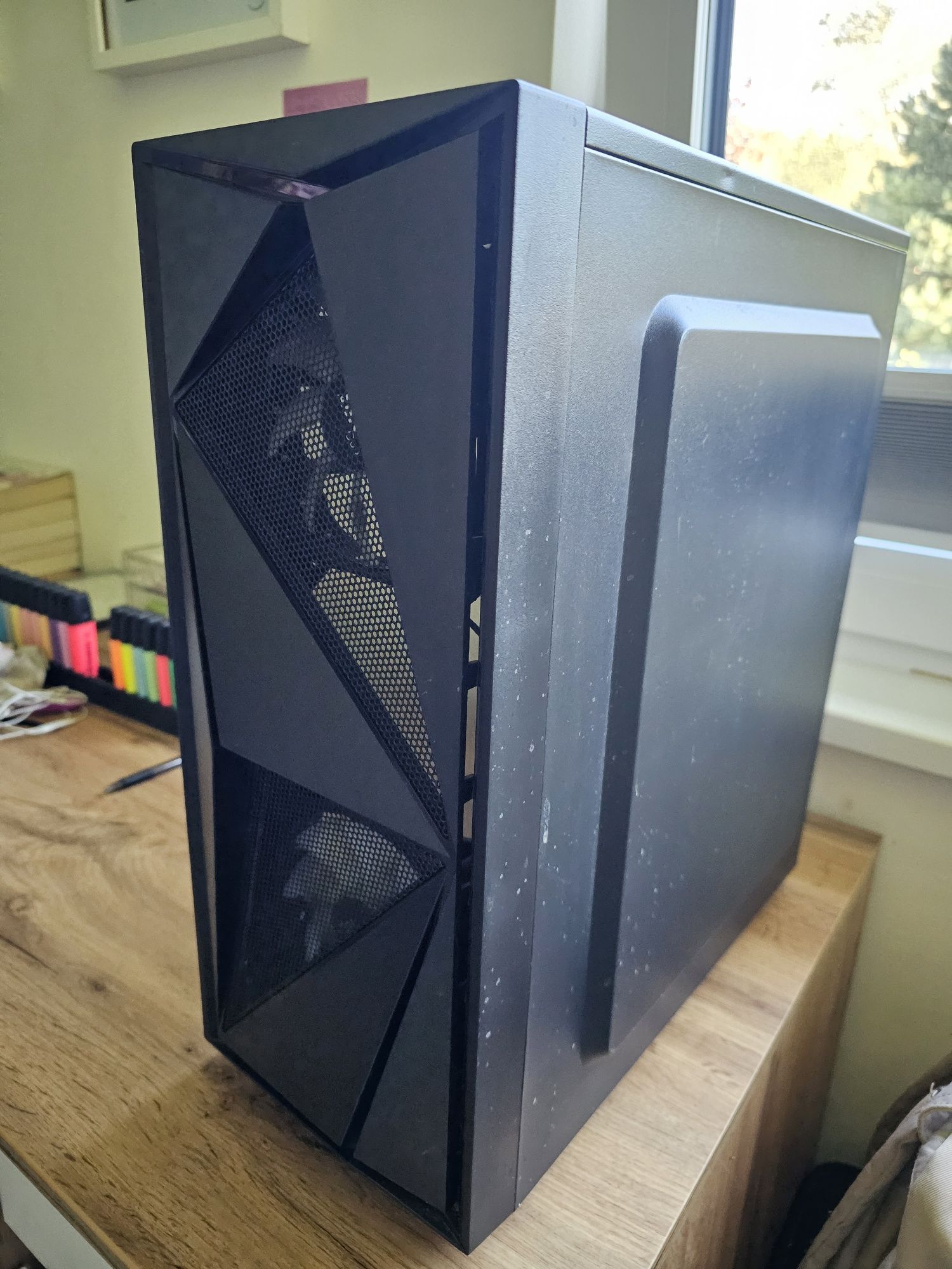Komputer i5 10400f 8GB SSD+HDD GT1030 RGB LED