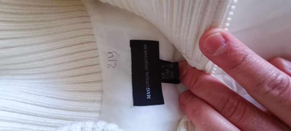 Жіноча куртка пальто на весну