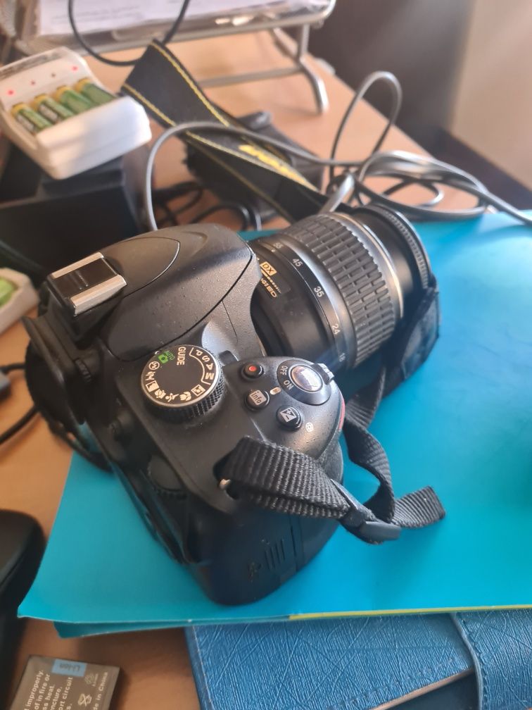 Máquina fotográfica Nikon D3200