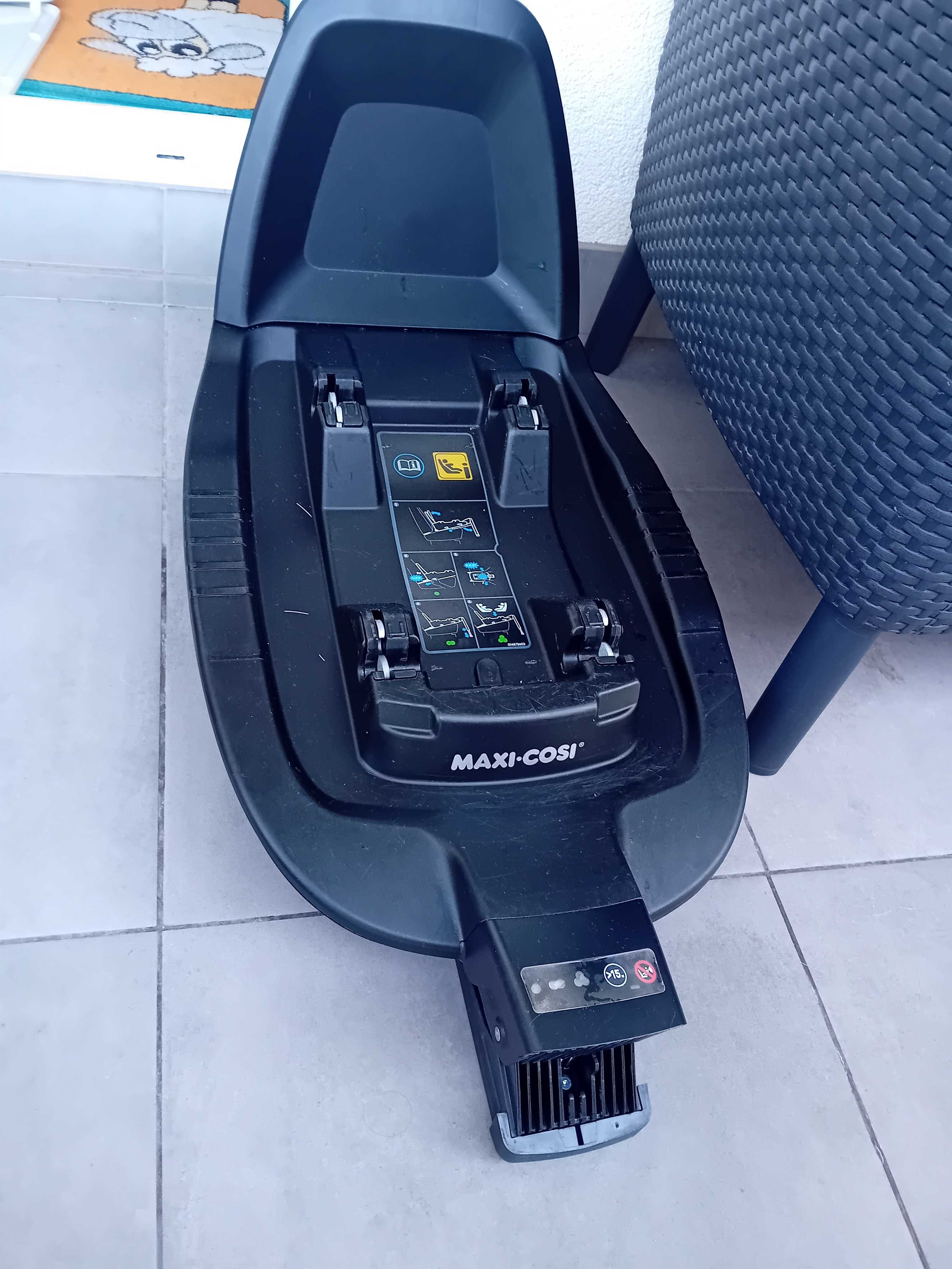 Fotelik Maxi Cosi plus baza Family fix 3