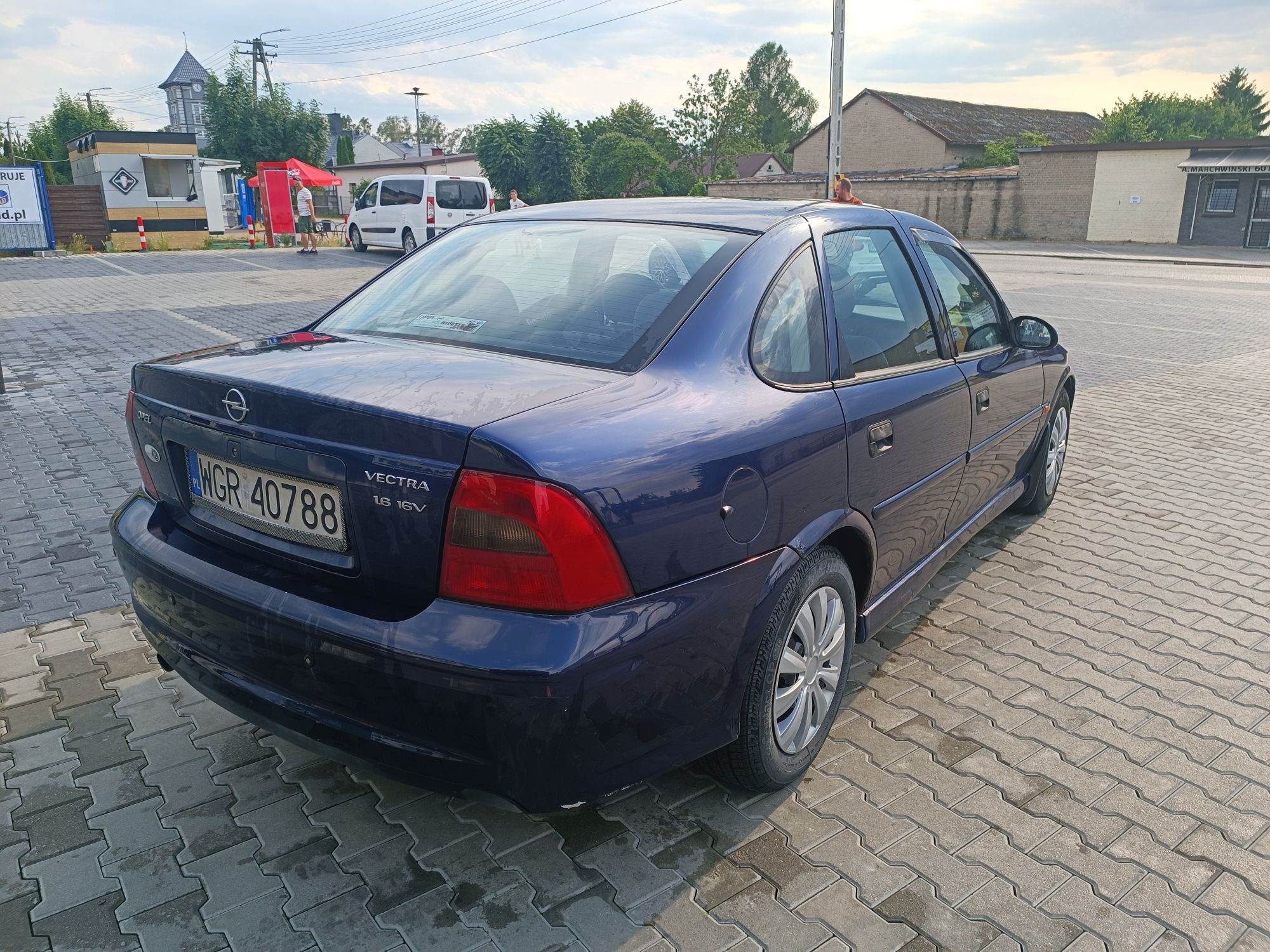 Opel Vectra 1.6 1999r