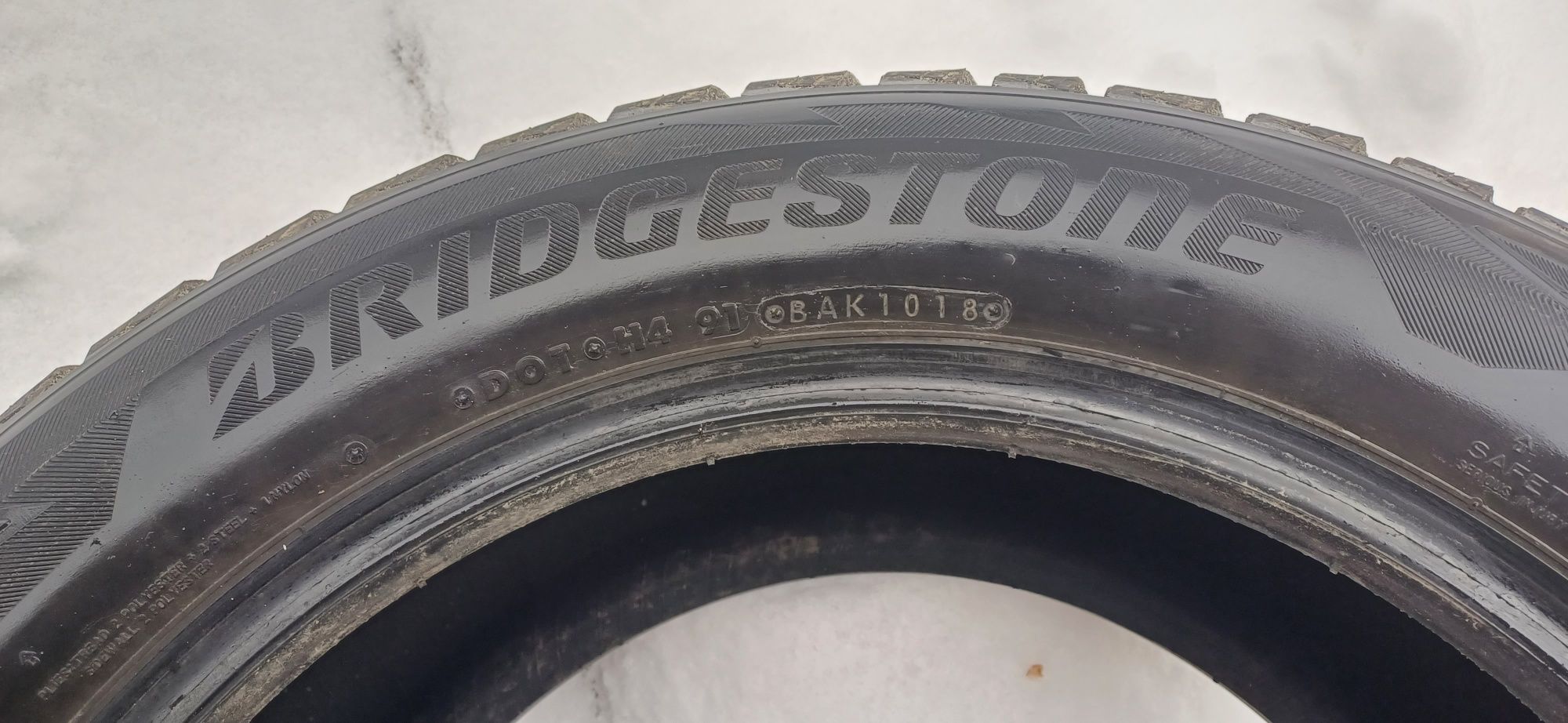 Шини, колеса 255/55R18 Bridgestone