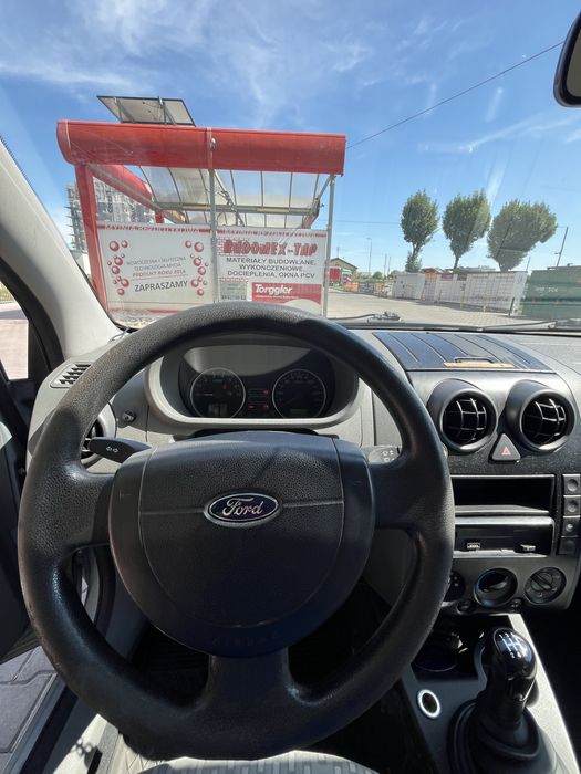 Ford Fusion 1,4 benzyna niski przebieg