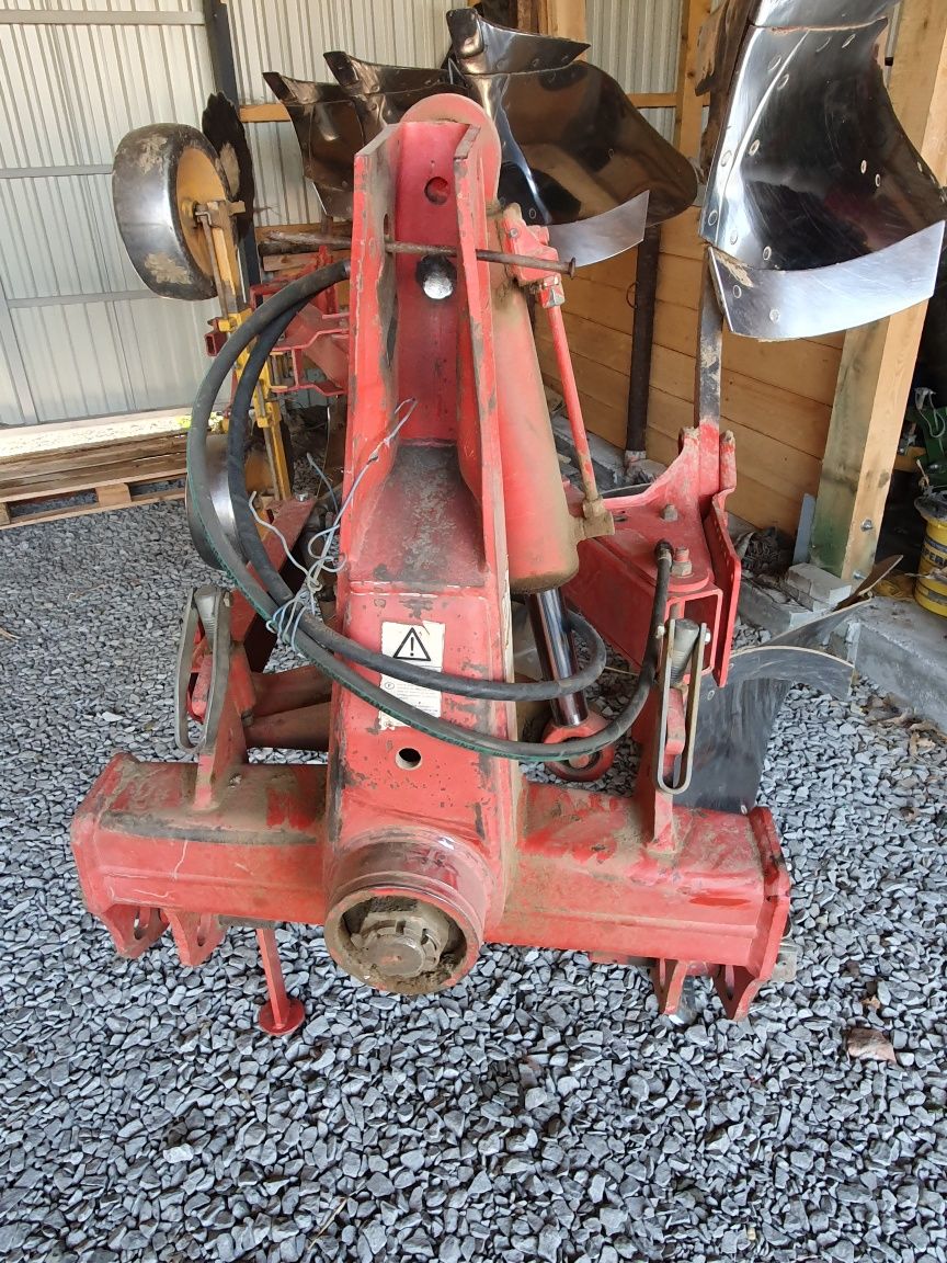 Pług 4 skibowy pottinger servo IV