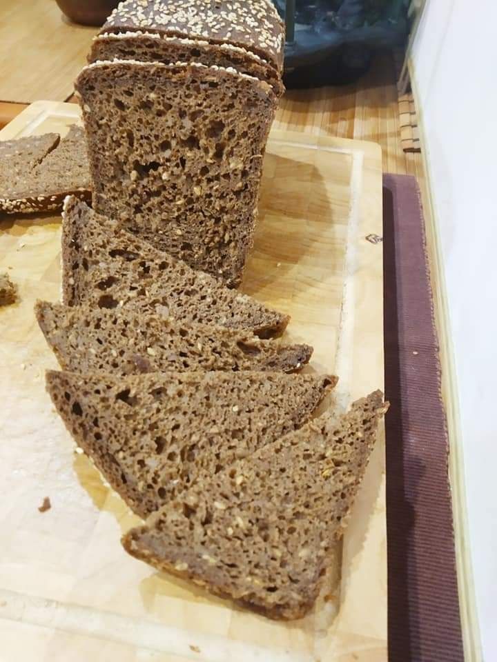 Хліб єксклюзивний на житній заквасці.