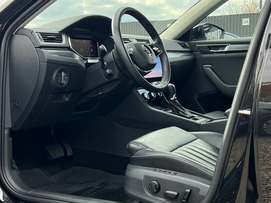 Skoda Superb 2021р. Premium Plus.