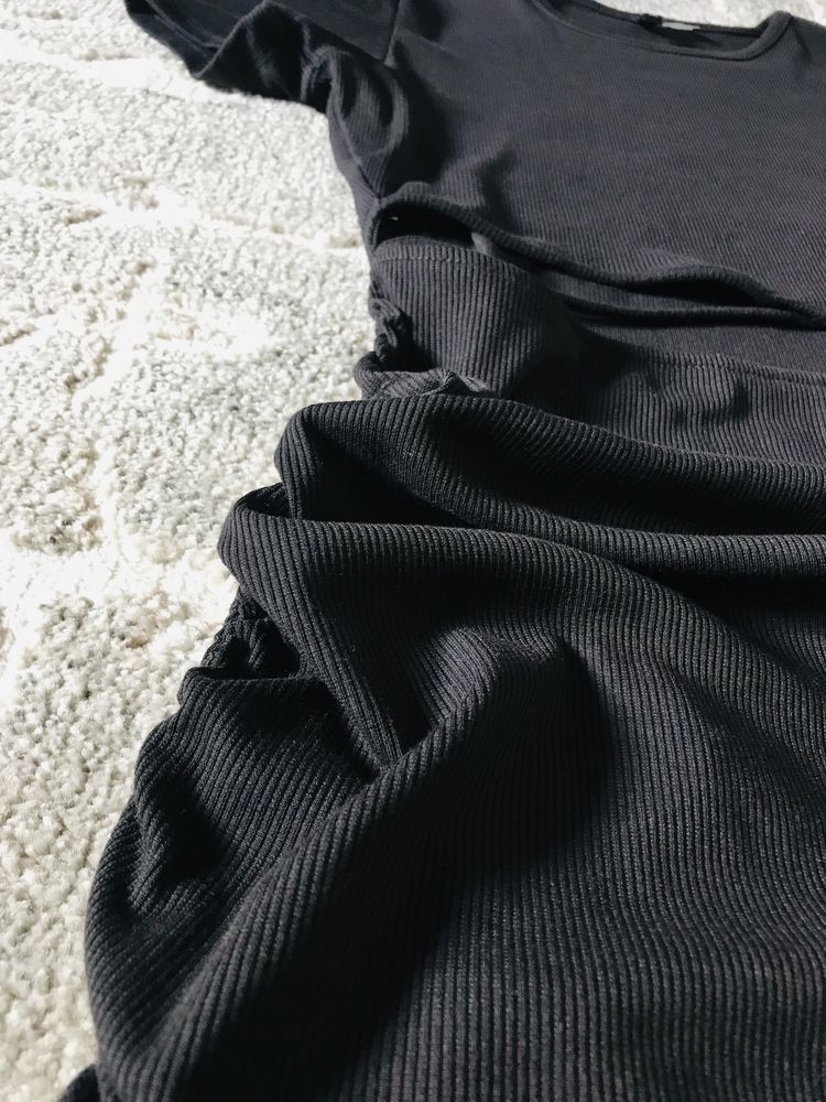 Чорна сукня HM